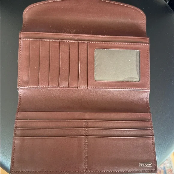Coach wallet British Tan leather 8" x 5.5" - Picture 5 of 5
